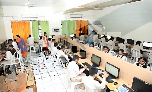 Abhinav Education Society's English Medium School And Junior College — photo 4