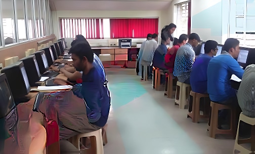 Annasaheb Vartak College Of Arts, Kedarnath Malhotra College of Commerce, E. S. Andrades College of Science — photo 2