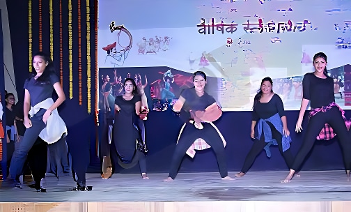 Annasaheb Vartak College Of Arts, Kedarnath Malhotra College of Commerce, E. S. Andrades College of Science — photo 3
