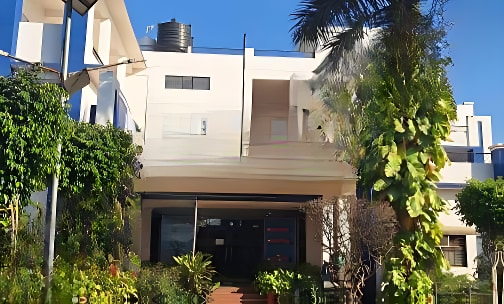 Avadh Collegiate — photo 1