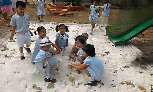 Bai Ruttonbai F D Panday Girls' High School — photo 4