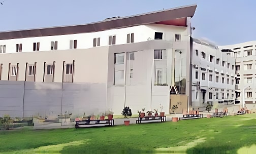 Central Public Senior Secondary School — photo 1