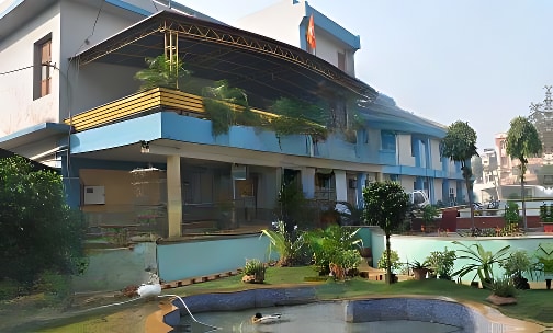 Dayanand Model School — photo 1