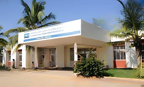 Deeksha High School — photo 1