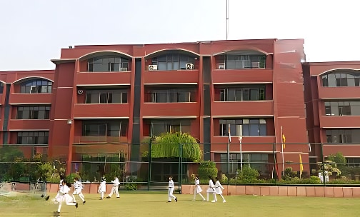 Delhi Public School — photo 1