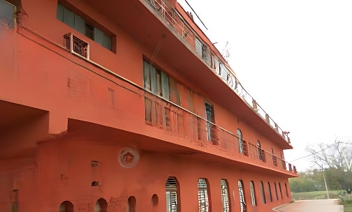 DHM Public Secondary School — photo 1