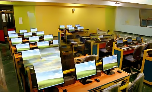 Dr. Pillai Global Academy — photo 15