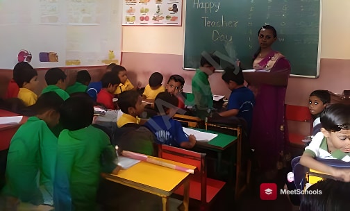 Enfant India English School And Burlington Junior College — photo 1