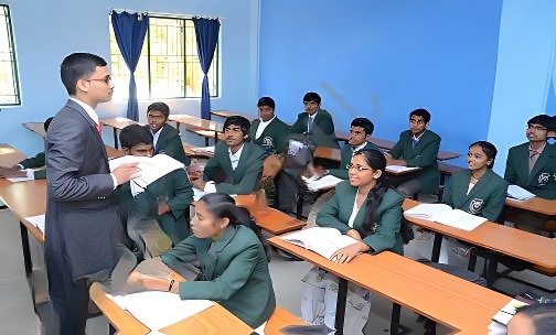 Fullinfaws College — photo 2
