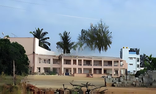 Geetha English High School — photo 1