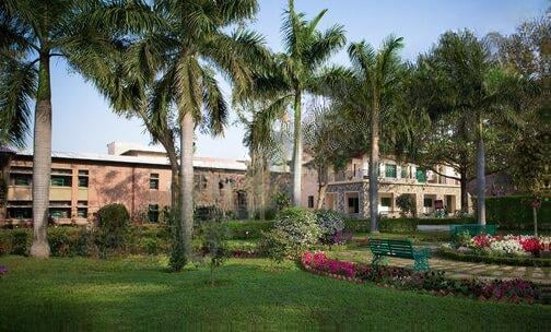 Hopetown Girls’ School — photo 1