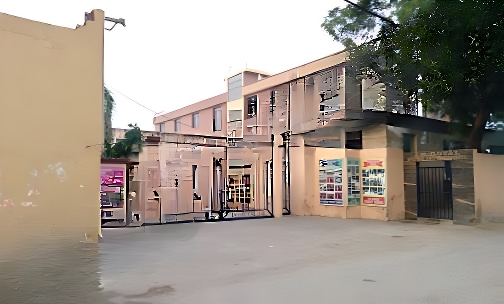 JR Royal Public School — photo 1