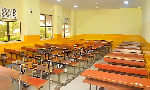 Lilavati Lalji Dayal High School And College of Commerce — photo 6