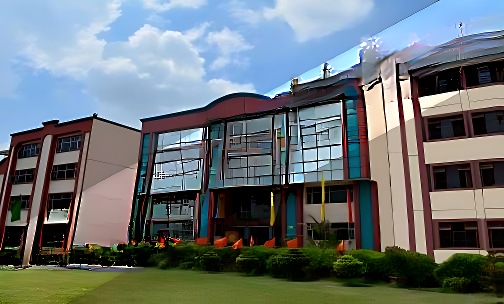 M.L. Khanna DAV Public School — photo 1