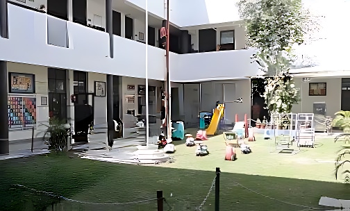 Maharishi Dayanand Adarsh Vidyalaya — photo 3
