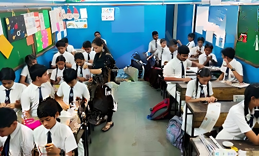Modern English High School — photo 1