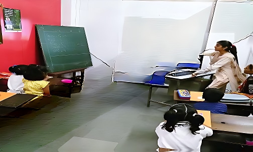 Modern English High School — photo 3
