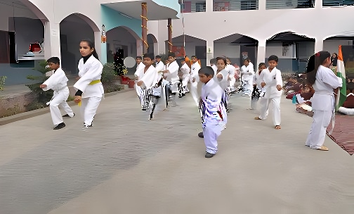 Rajender Lakra Model School — photo 2