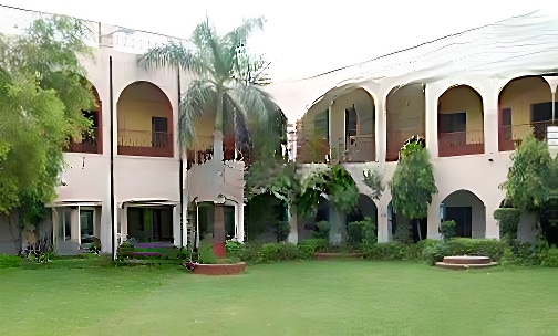 Rajender Lakra Public School — photo 1