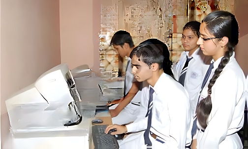 Shri Daulat Ram Public Senior Secondary School — photo 4
