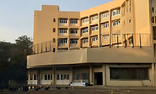 Smt. Ramdevi Sobhraj Bajaj Arya Vidya Mandir — photo 1