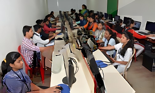 Sree Narayana Guru College of Commerce — photo 2