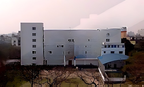 St. James' School — photo 1