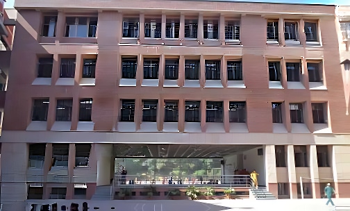St. Paul's School — photo 1