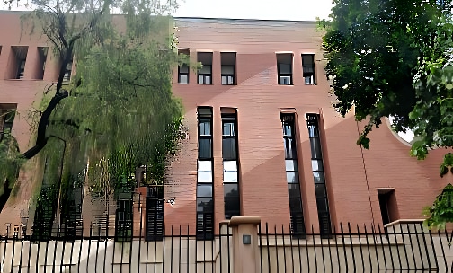 St. Paul's School — photo 1