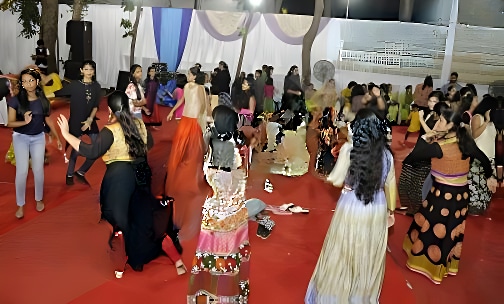 The Dadar Parsee Youths Assembly High School — photo 8