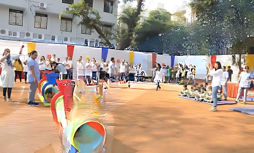 Universal High School — photo 2