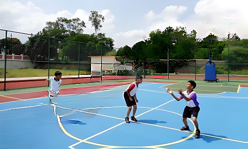 Universal High School — photo 11