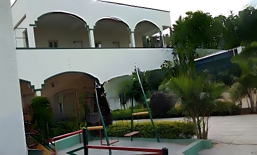 V K Public School — photo 1