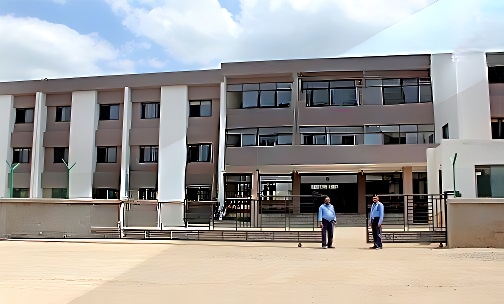 Woodridge High School — photo 1