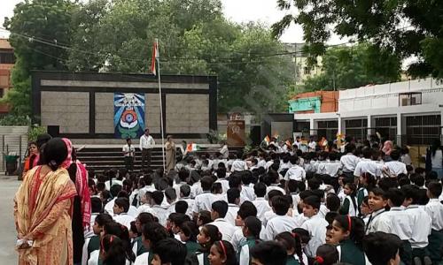 Crescent School — photo 3