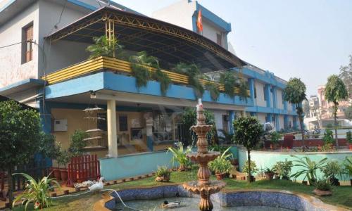 Dayanand Model School — photo 1