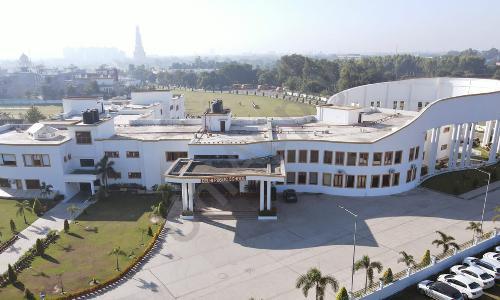 Delhi Public School — photo 1