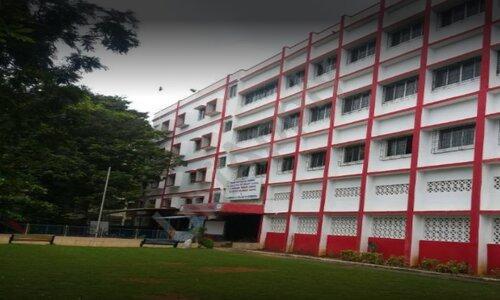 Dr. M.G. Parulekar Mitramandal's School — photo 1