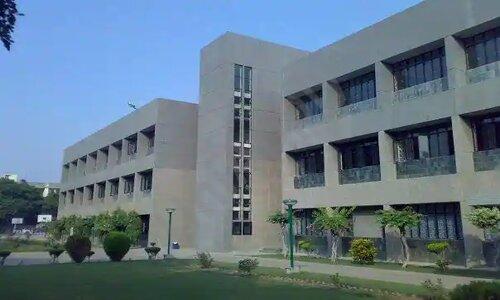 Holy Child Auxilium School — photo 1