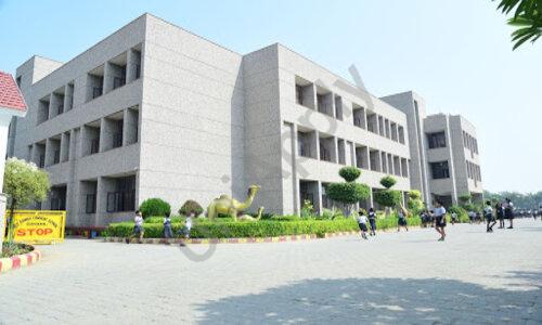 Holy Family Convent Senior Secondary School — photo 1
