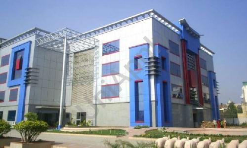 Indraprastha World School — photo 1