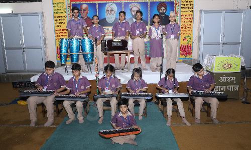 Maharishi Dayanand Public School — photo 4