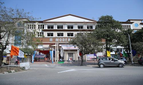 Modern School — photo 2