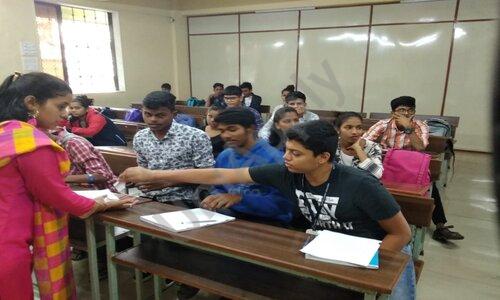 Montfort Junior College Arts And Commerce — photo 4