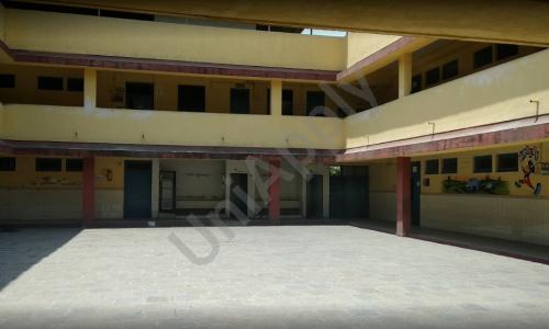 PES Central School — photo 1