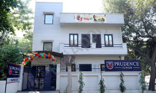 Prudence Junior — photo 1