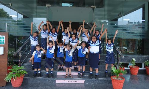 Queen's Carmel School — photo 2