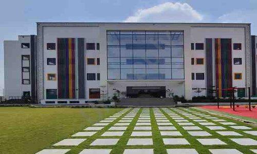 Seth M.R. Jaipuria School — photo 1