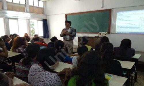 Smt. Maniben M.P. Shah Women’s College Of Arts And Commerce — photo 1