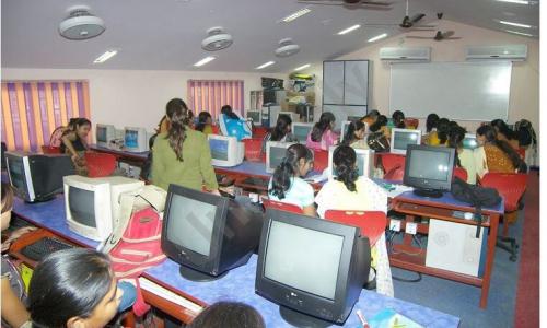 Smt. S.T. Mehta Women's Junior College — photo 4